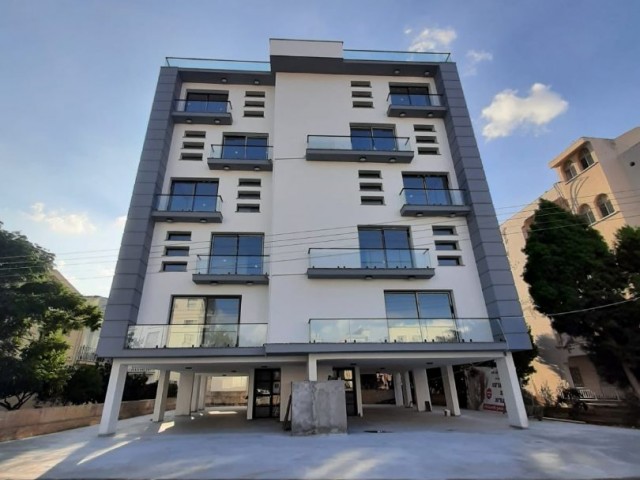 آپارتمان 2+1 برای فروش در کوچانلی ترکیه در منطقه گولسرن در ماگوسا