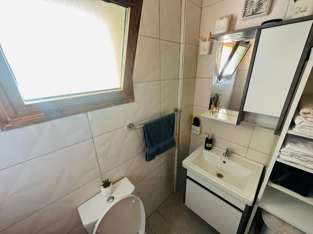 HIGH ENTRANCE WITH PARKING LOT AT THE ENTRANCE OF CAFUSA KALİLAND ENTRANCE ON THE GROUND FLOOR ALL THE HOUSE HAS BEEN RENOVATED 2 + 1 APARTMENT FOR SALE