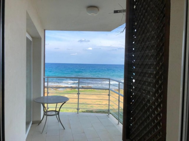 3+1 FLAT FOR SALE IN GULSEREN, SECURITY, SEA VIEW AND SEA VIEW AND COMMON POOL