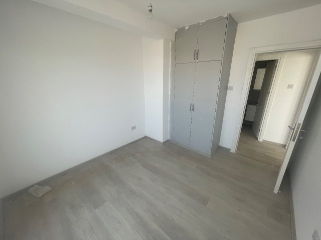 NEUES 2+1 PENTHOUSE ZUM VERKAUF IN DER UMGEBUNG ÇANAKKALE