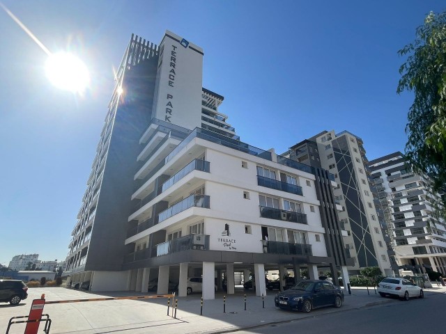 2+1 WOHNUNG ZUM VERKAUF IN TERRASSE PARK RESIDENCE MIT GEMEINSAMEN POOL IN FAMAGUSTA SAKARYA REGION