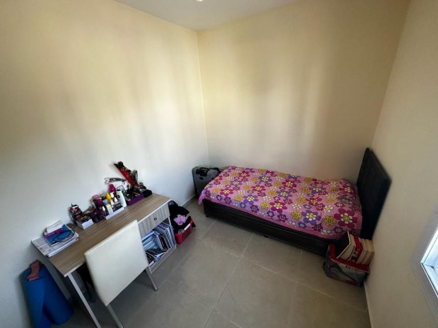 MAĞUSA KALİLAND BÖLGESİNDE DAÜ CADDE VE DURAK YAKINI SATILIK 2+1 DAİRE