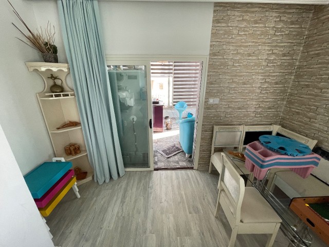 YENİBOĞAZİÇİ BÖLGESİNDE SATILIK FIRSAT 7 ODALI PENTHOUSE