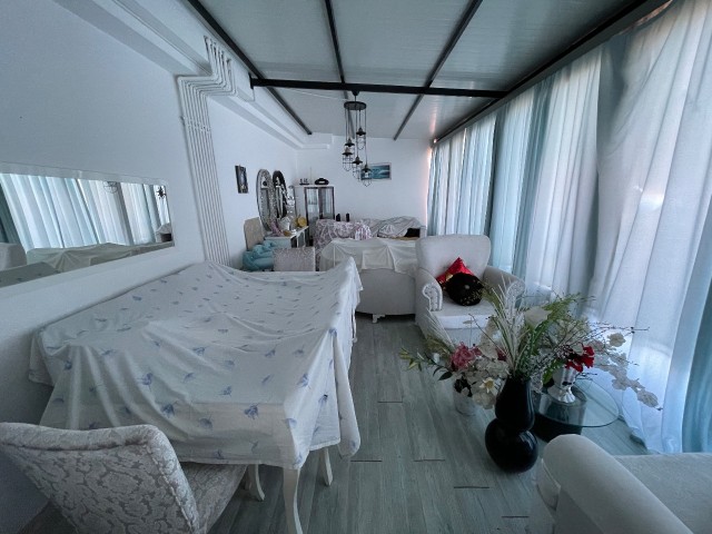 YENİBOĞAZİÇİ BÖLGESİNDE SATILIK FIRSAT 7 ODALI PENTHOUSE