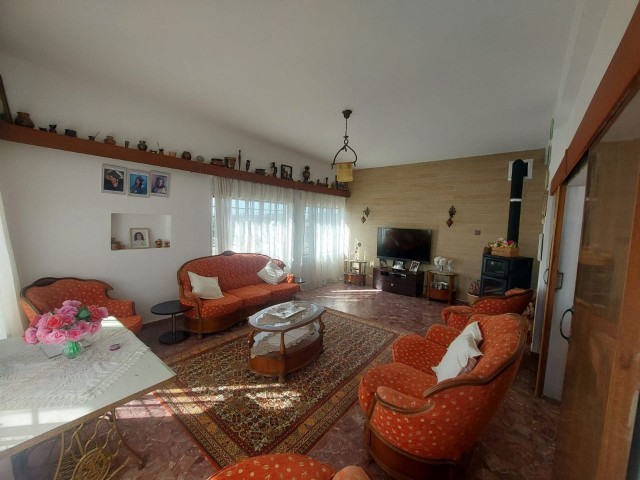 MAGUSA MARAS 2.5 MILES NEAR THE ROAD 3+1 SEMI DETACHED UPPER FLOOR HOUSE FOR SALE