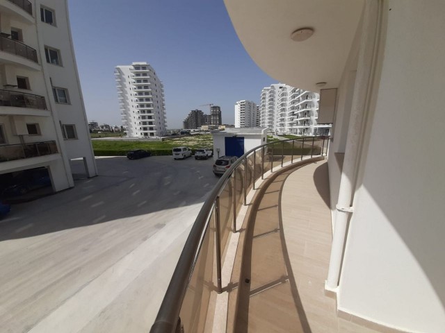 FURNISHED 2+1 FLAT WITH PARKING PARKING ON THE 1ST FLOOR FOR SALE IN İSKELE LONG BEACH AREA