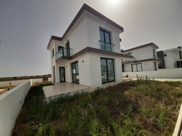 Villa Zu verkaufen in Yeni Boğaziçi, Famagusta