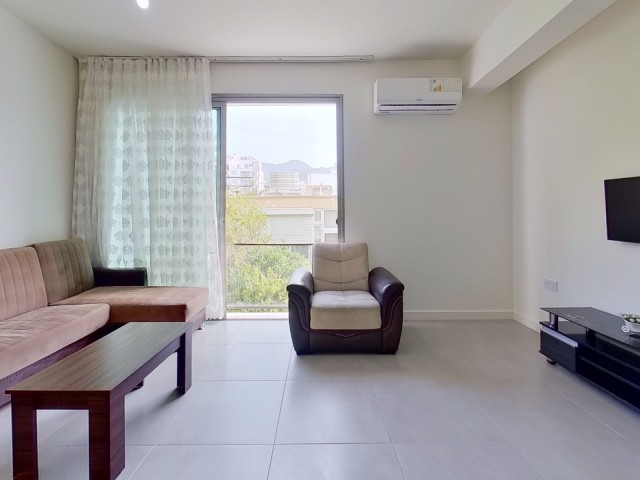 Girne Merkez Eşyalı Satılık 1+1 Daire 