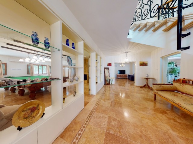 Mansion for Sale in Kyrenia Karmi