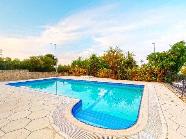 3 Bedroom Villa for Rent With Private Swimming Pool, Central Heating In Zeytinlik Kyrenia