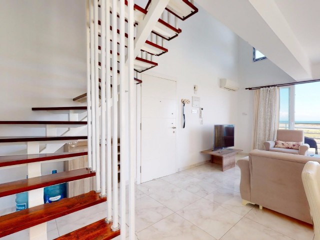 Komplett möblierte Maisonette-2+1-Wohnung zum Verkauf auf Salamis Yolu in Famagusta
