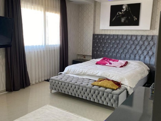 MAĞUSA SAKARYA BÖLGESİN'DE SATILIK 3+1 PENTHOUSE