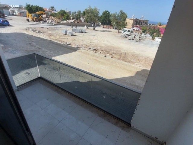 2+1 FLAT FOR SALE IN ALSANCAK, KYRENIA