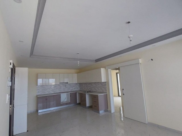 2+1 FLAT FOR SALE IN ALSANCAK, KYRENIA