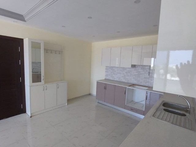 2+1 FLAT FOR SALE IN ALSANCAK, KYRENIA