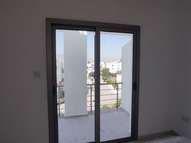 2+1 90 M2 PENTHOUSE 459 STG FOR RENT IN NICOSIA ORTAKOY