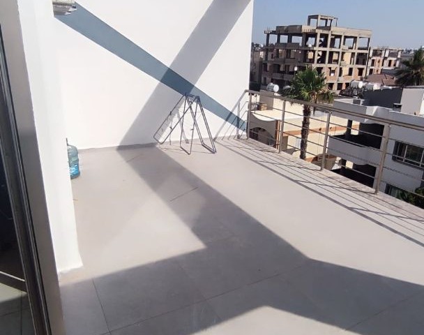 2+1 90 M2 PENTHOUSE 459 STG FOR RENT IN NICOSIA ORTAKOY