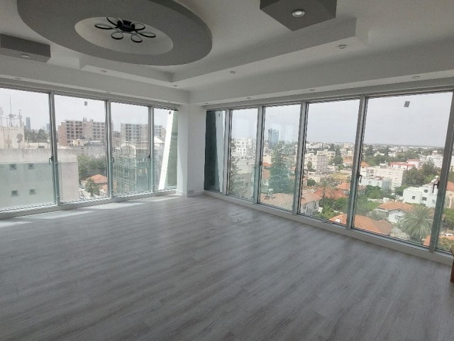 LEFKOSA YENISEHIR LUXURIÖSE RESIDENZ 3+1 LUXURIÖSE WOHNUNG