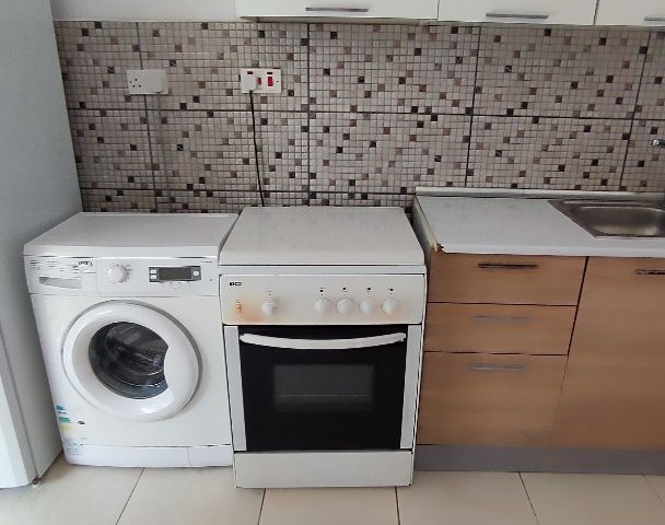 Ground floor 1+1 in Gallipoli area in Nicosia for rent only to female students