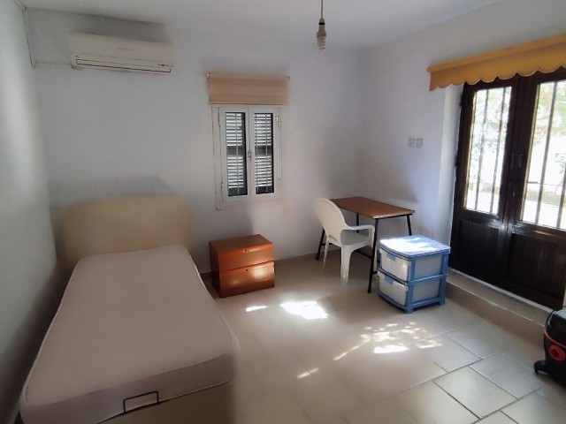 Ground floor 1+1 in Gallipoli area in Nicosia for rent only to female students