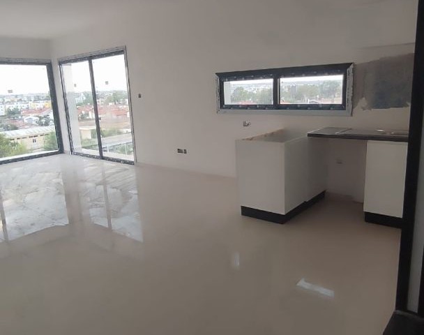 FLATS WITH COMMERCIAL PERMIT IN NICOSIA GÖÇMENKÖY REGION 130000 STG