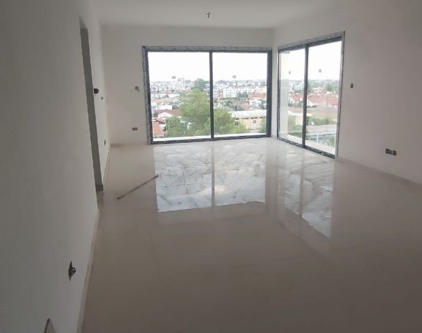 آپارتمان با مجوز تجاری در NICOSIA GÖÇMENKÖY REGION 130000 STG