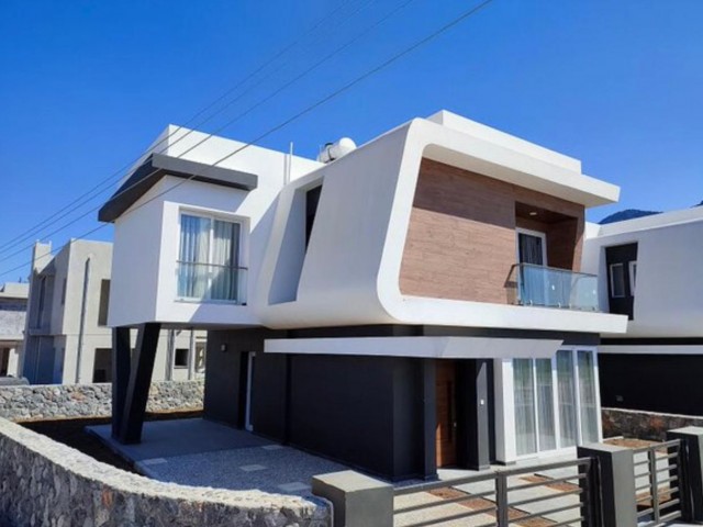 LETZTE 1 VILLA MIT BERG- UND MEERBLICK IN DER REGION GIRNE KARSIYAKA, 300 METER NAHE ZUM MEER!!