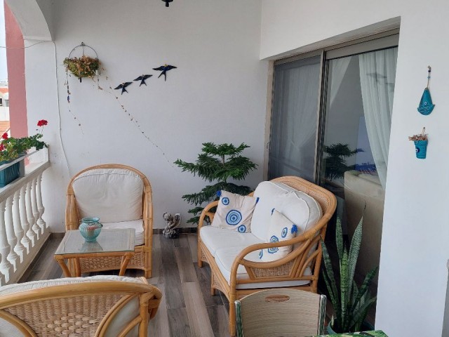 3+1 FLAT FOR SALE IN KYRENIA CENTER