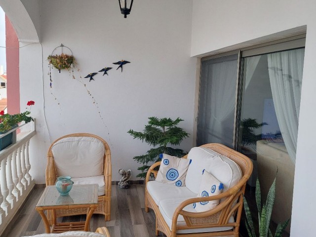 3+1 FLAT FOR SALE IN KYRENIA CENTER