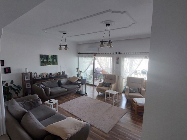 3+1 FLAT FOR SALE IN KYRENIA CENTER