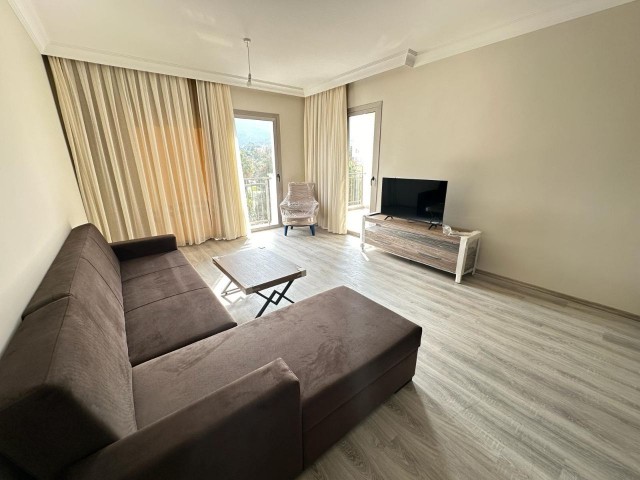 ULTRA LUXURY FULLY FURNISHED FLAT FOR RENT IN KYRENIA CENTER 2+1 750 STG