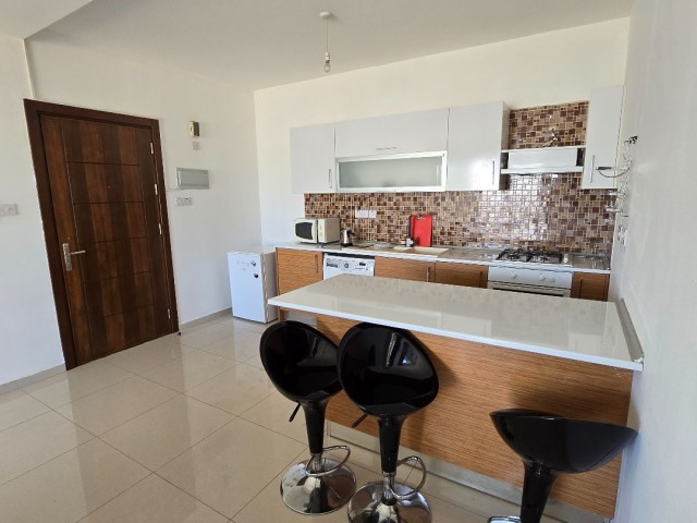 LEFKOŞA DEREBOYUNDA EŞYALI KIİRALIK DAİRE 2+1 90 M2 450 STG 