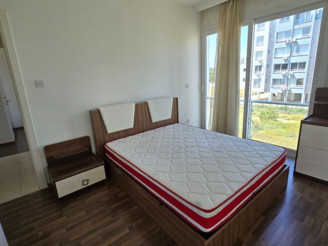 LEFKOŞA DEREBOYUNDA EŞYALI KIİRALIK DAİRE 2+1 90 M2 450 STG 