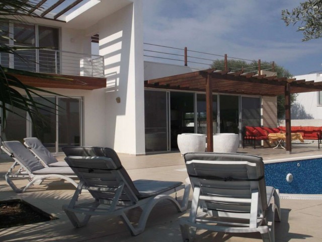 3 Bedroom VIlla in Esentepe