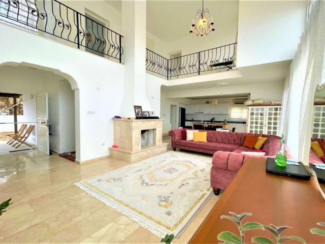 3 Bedroom Villa for Sale in Karsiyaka