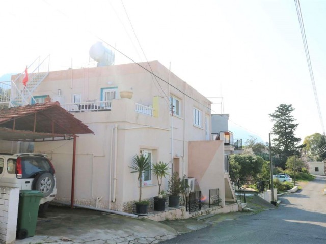 4 Bedroom Traditional House for Sale in Alsancak 