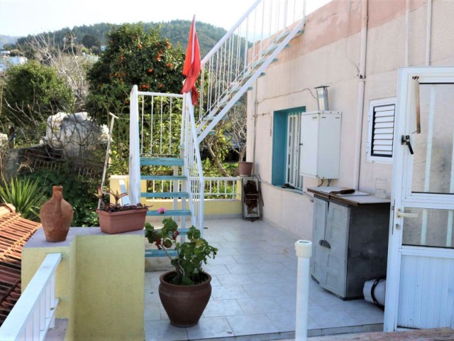 4 Bedroom Traditional House for Sale in Alsancak 