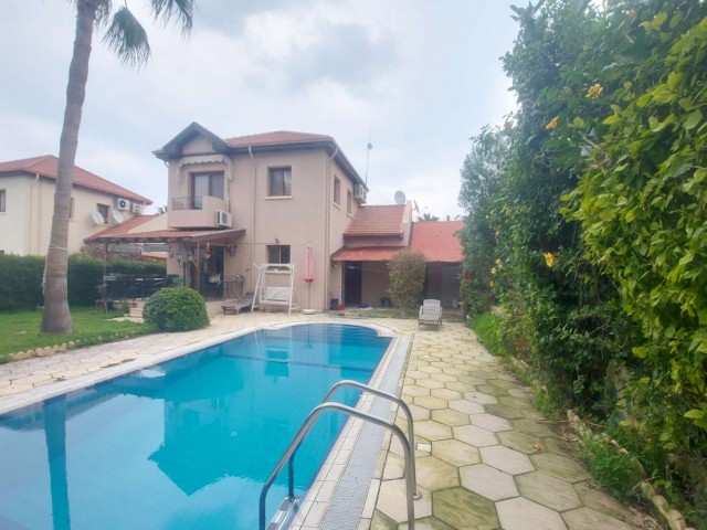 4 Bedroom Villa for Sale in Lapta