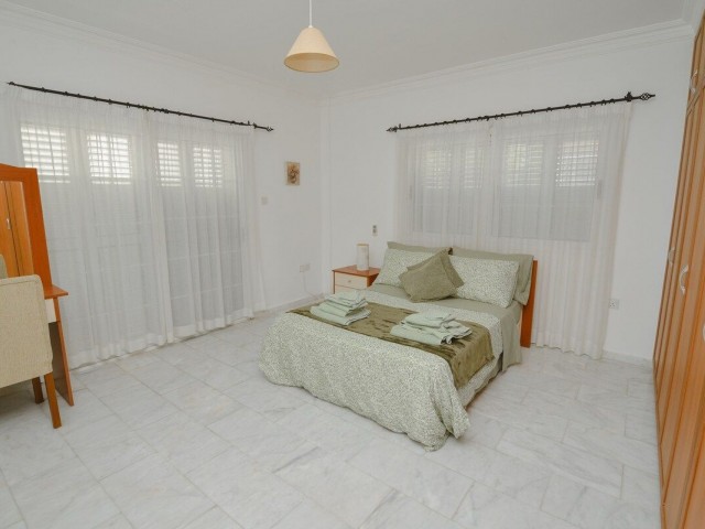 4 Bedroom Villa For Sale in Alsancak 