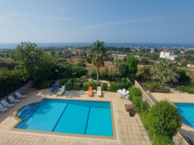 Villa mit 4 Schlafzimmern zum Verkauf in Karşıyaka