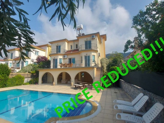 4 Bedroom Villa For Sale In Karsiyaka 