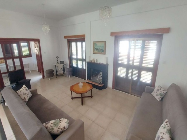 3 Bedroom Villa For Sale in Alsancak 