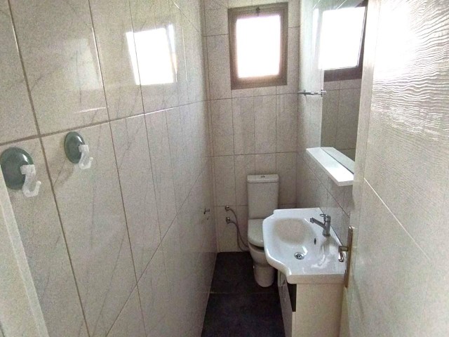 2+1 First floor apartment for sale in Edremit 