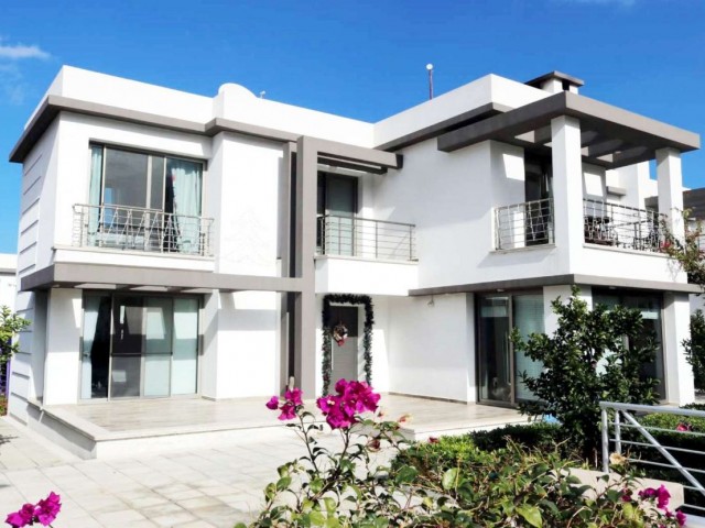 3 Bedroom Villa For Rent in Alsancak 