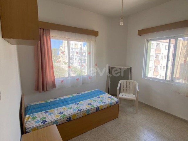 Gazimağusa Merkez DAÜ Yanı 2+1 Full Eşyalı Temiz Kiralık Daire