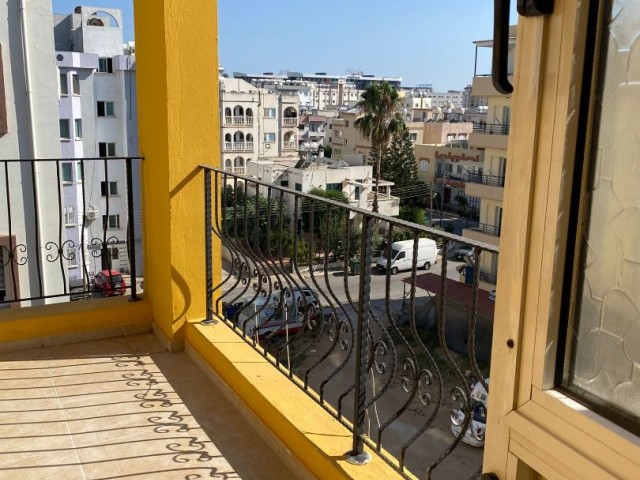 3+1 280m2 penthouse in a perfect location in the center of Famagusta