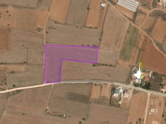 LARGE LAND FOR SALE IN MORMENEKSE-FAMAGUSTA REGION