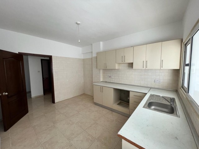 3+1 Flat for Sale in Famagusta, Suitable for an Office on the Street