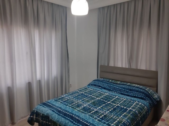 LARGE WELL-MAINTAINED 3 + 1 APARTMENT ON THE GROUND FLOOR NEAR THE FRONT SUPERMARKET IN THE CENTER OF FAMAGUSTA