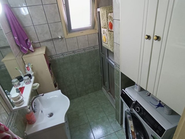 GAZİMAĞUSA MERKEZDE SATILIK  MASRAFSIZ 3+1 DAİRE